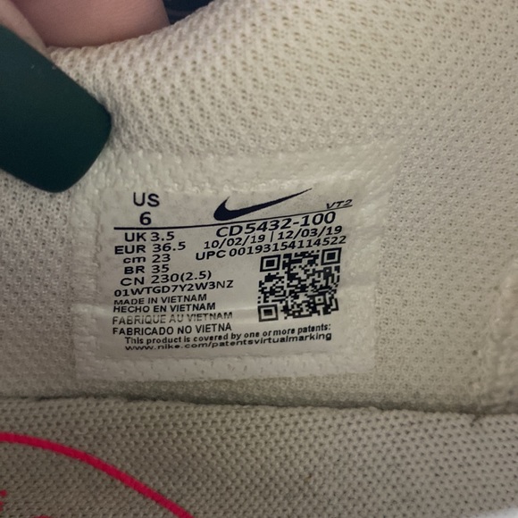 Nike Air Max - Picture 7 of 8